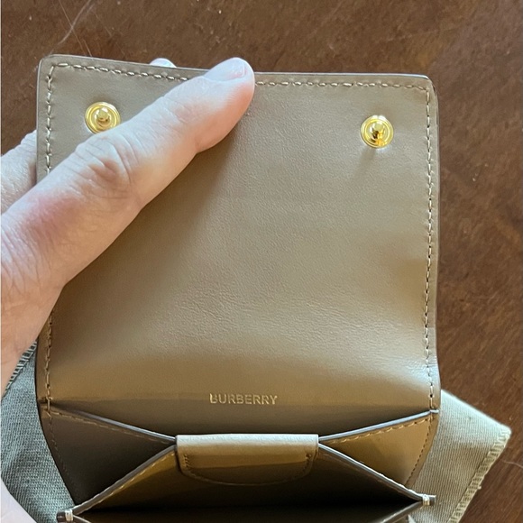 New BURBERRY/ Tan Monogram Card and Coin Case - Picture 4 of 16